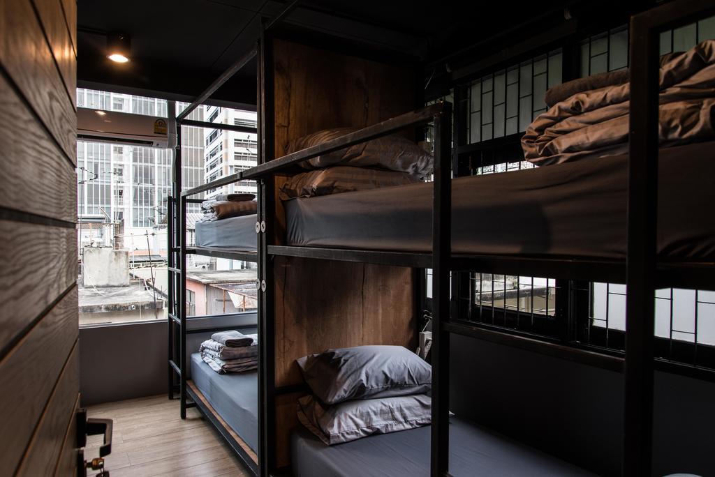 Nap@Pan Hostel Silom Bangkok Buitenkant foto