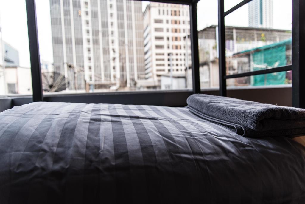 Nap@Pan Hostel Silom Bangkok Buitenkant foto