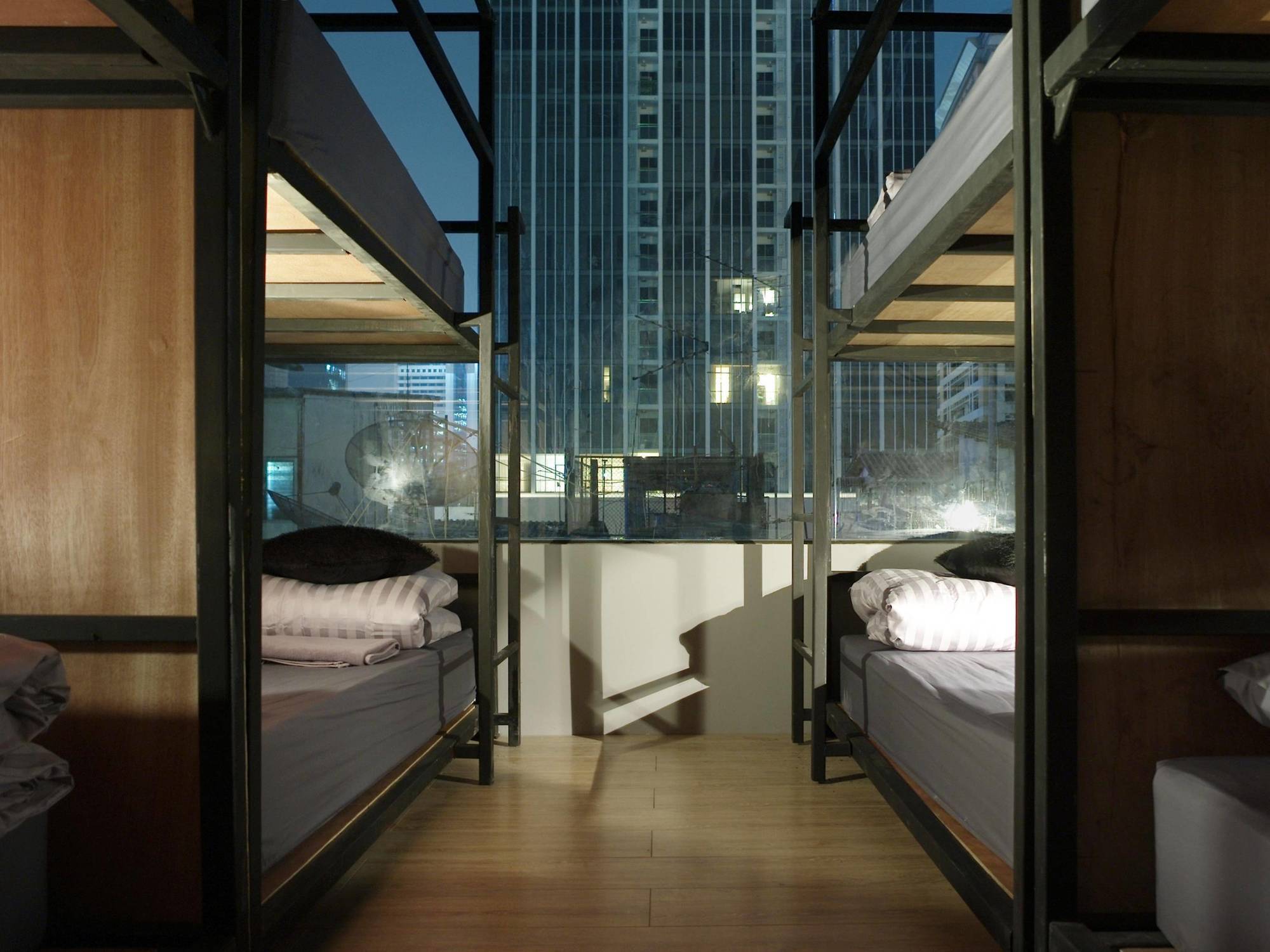 Nap@Pan Hostel Silom Bangkok Buitenkant foto